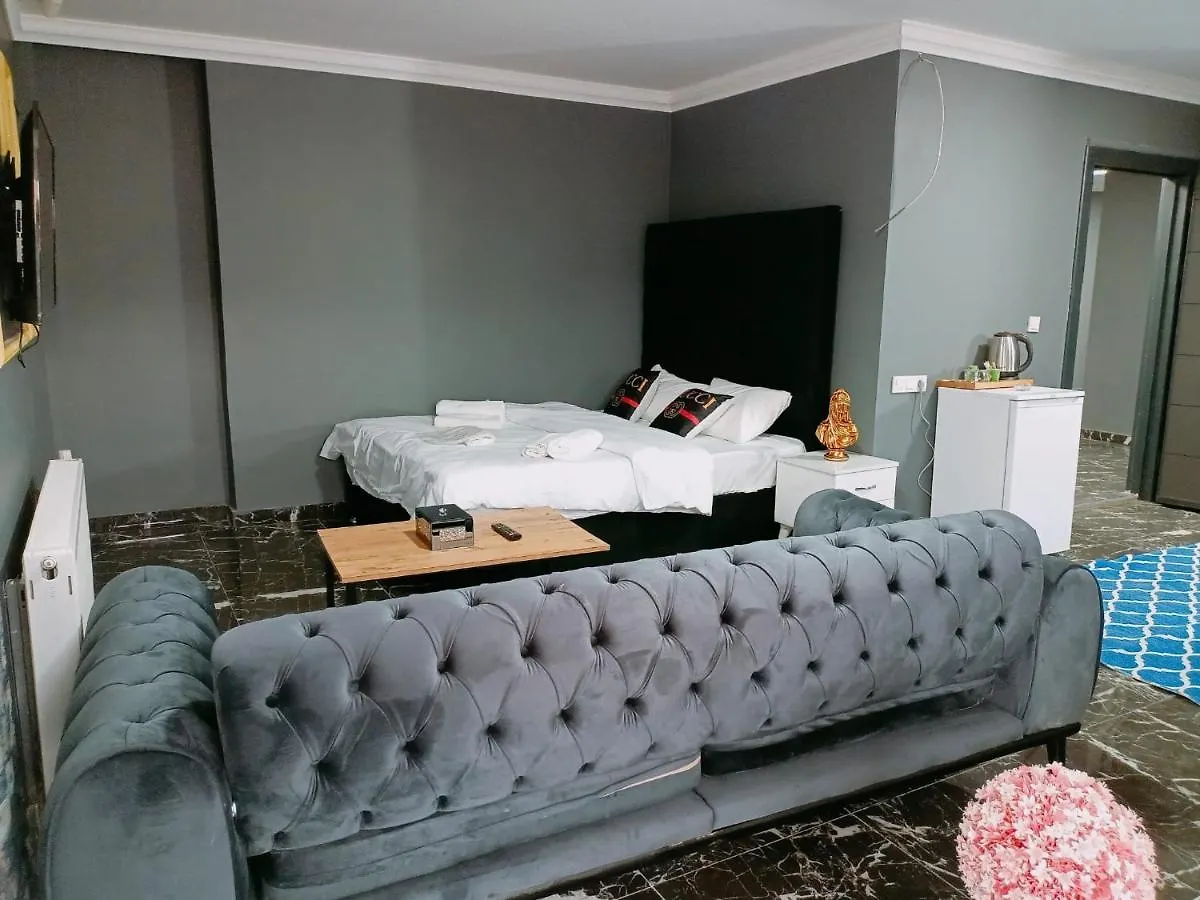 Lara Hotel Стамбул