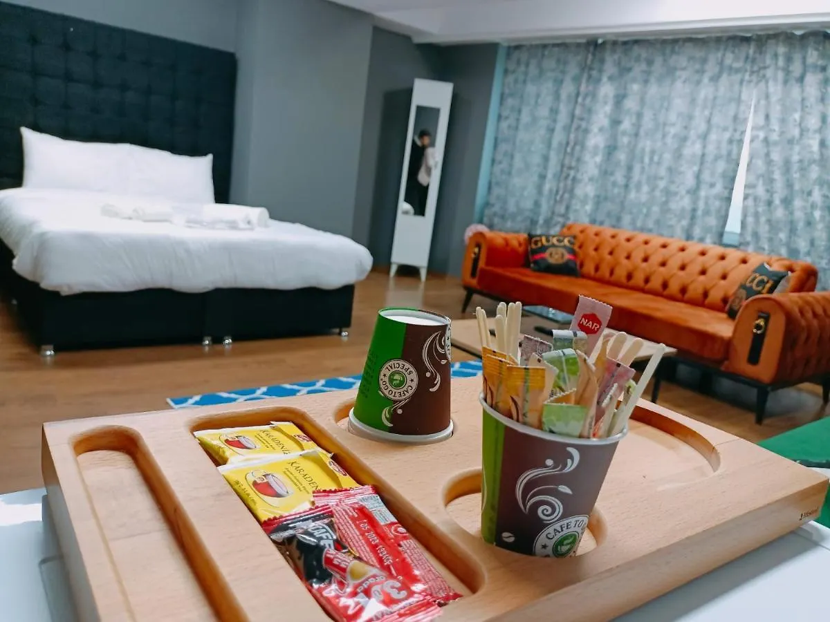 Lara Hotel 이스탄불 0*,